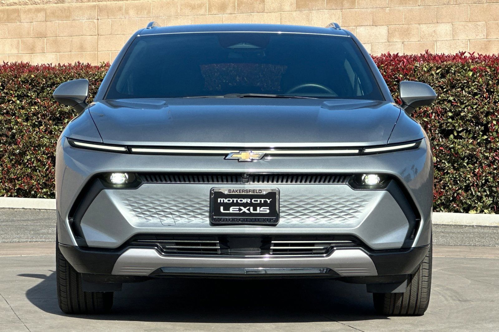 Used 2025 Chevrolet Equinox EV LT w/ Convenience Package image 10