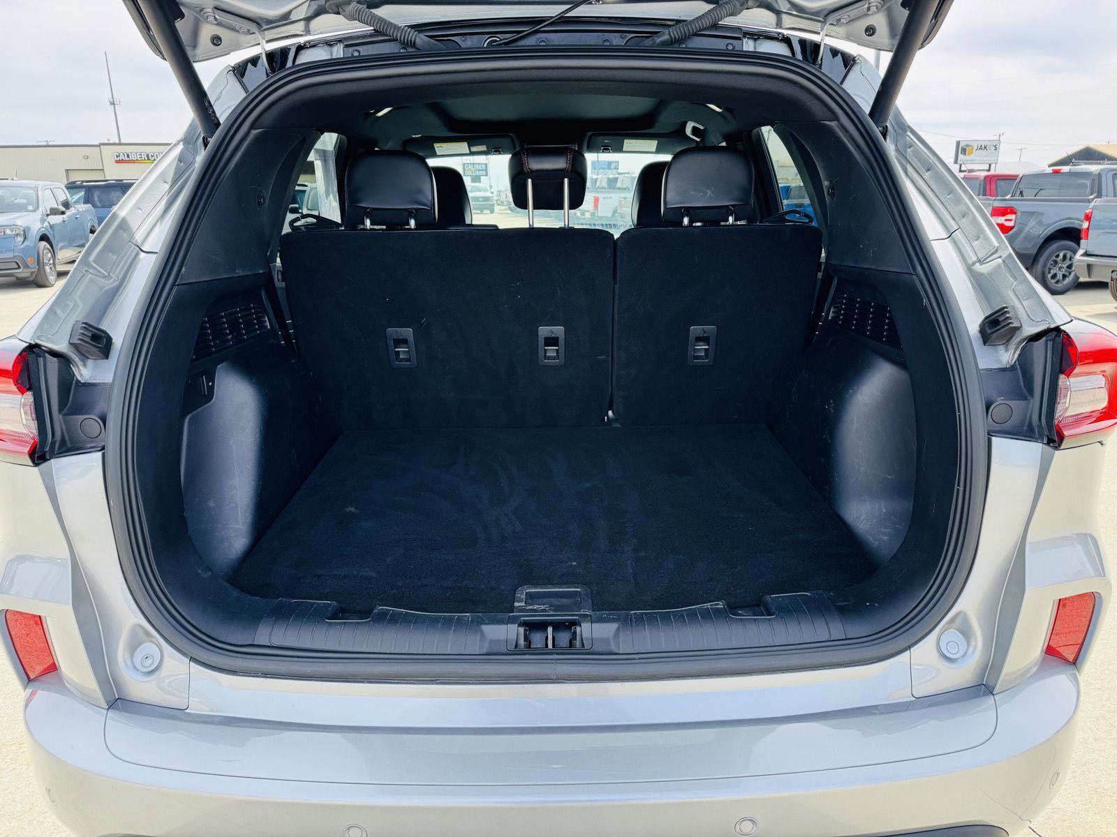 Used 2024 Ford Escape ST-Line w/ Tech Pack #1 image 31