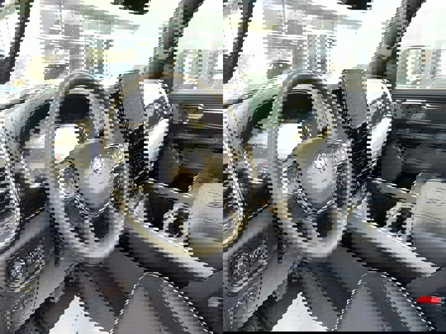 Used 2025 RAM 1500 Laramie w/ Night Edition image 9