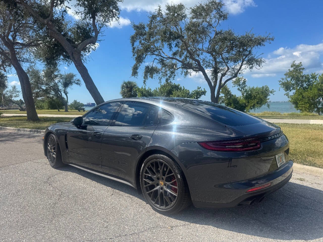 Used 2017 Porsche Panamera Turbo w/ Sport Package image 10