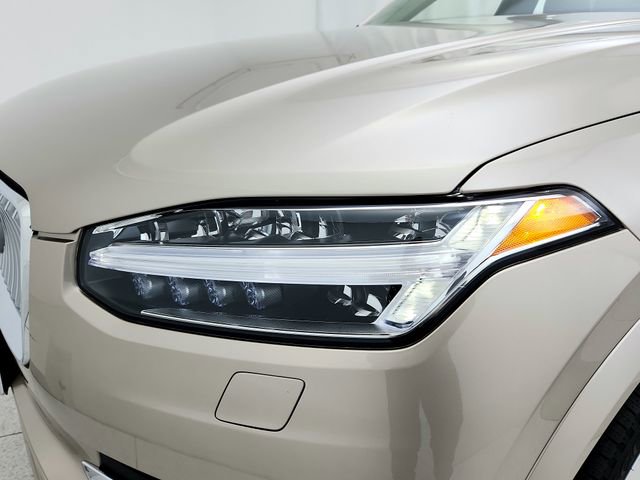 New 2025 Volvo XC90 B6 Plus w/ Protection Package Premier image 31