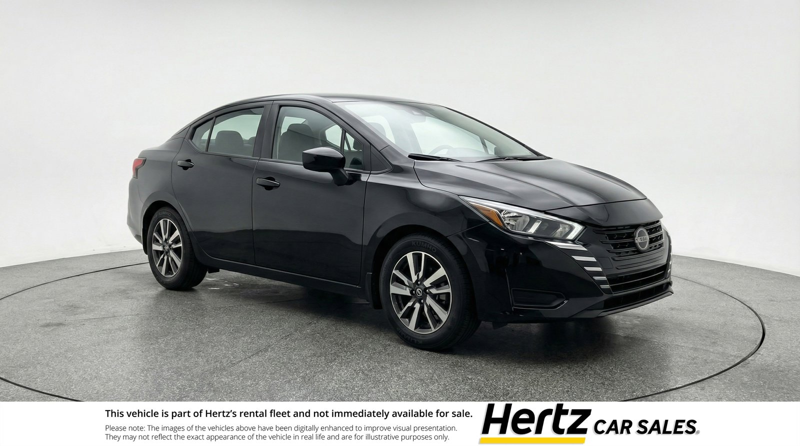 Used 2025 Nissan Versa SV image 1