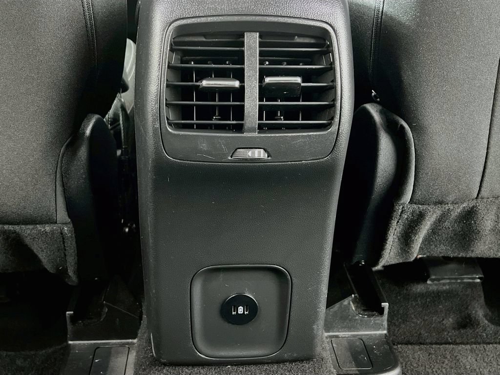 Certified 2025 Ford Escape Active AWD/4WD image 24