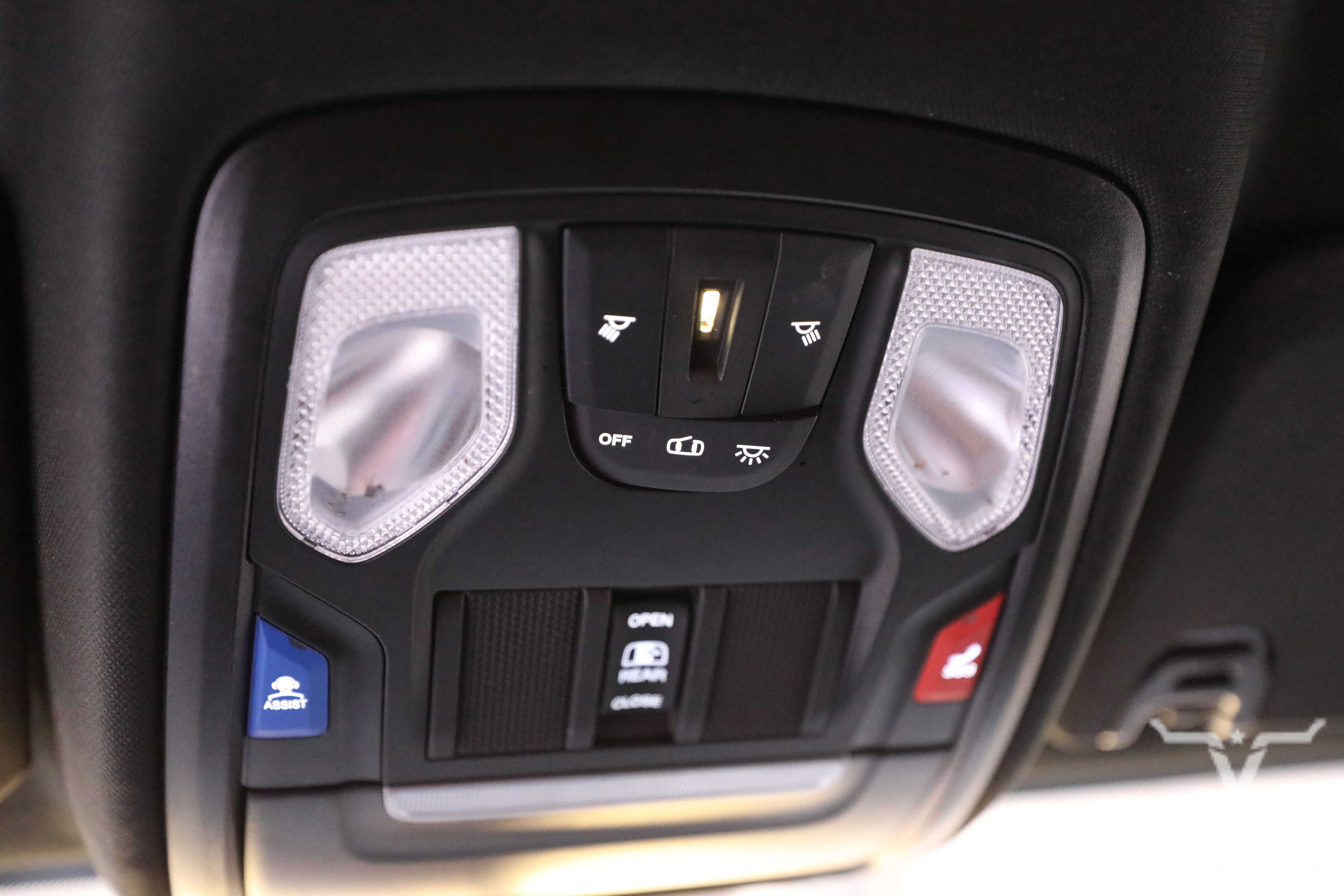 Used 2024 RAM 2500 Tradesman w/ Chrome Appearance Group image 29