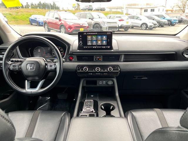 Used 2025 Honda Pilot EX-L image 12