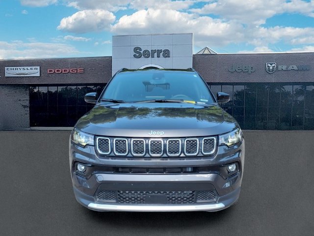 Used 2024 Jeep Compass Limited AWD/4WD image 2