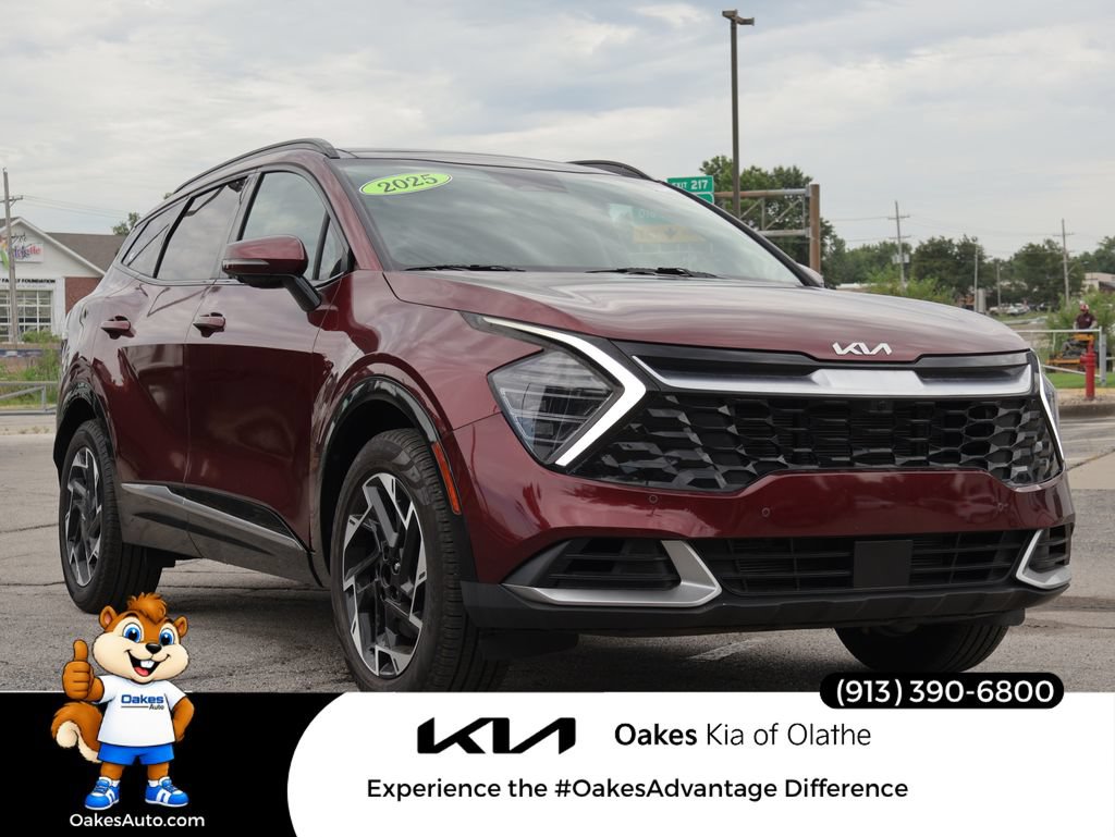 Certified 2025 Kia Sportage SX FWD image 1