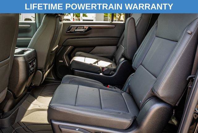 New 2026 Chevrolet Suburban Z71 w/ Z71 Off-Road Package AWD/4WD image 19