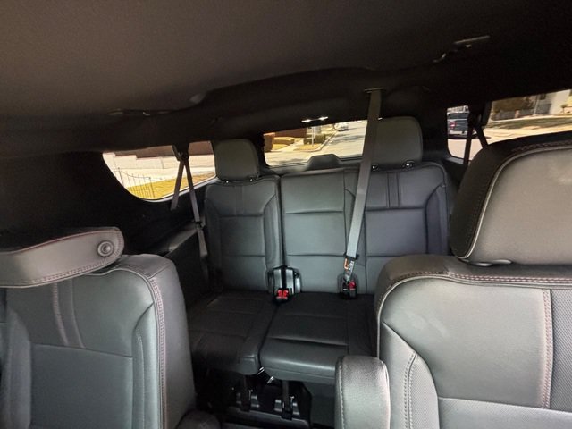 Used 2025 Chevrolet Suburban RST w/ Comfort Package AWD/4WD image 29