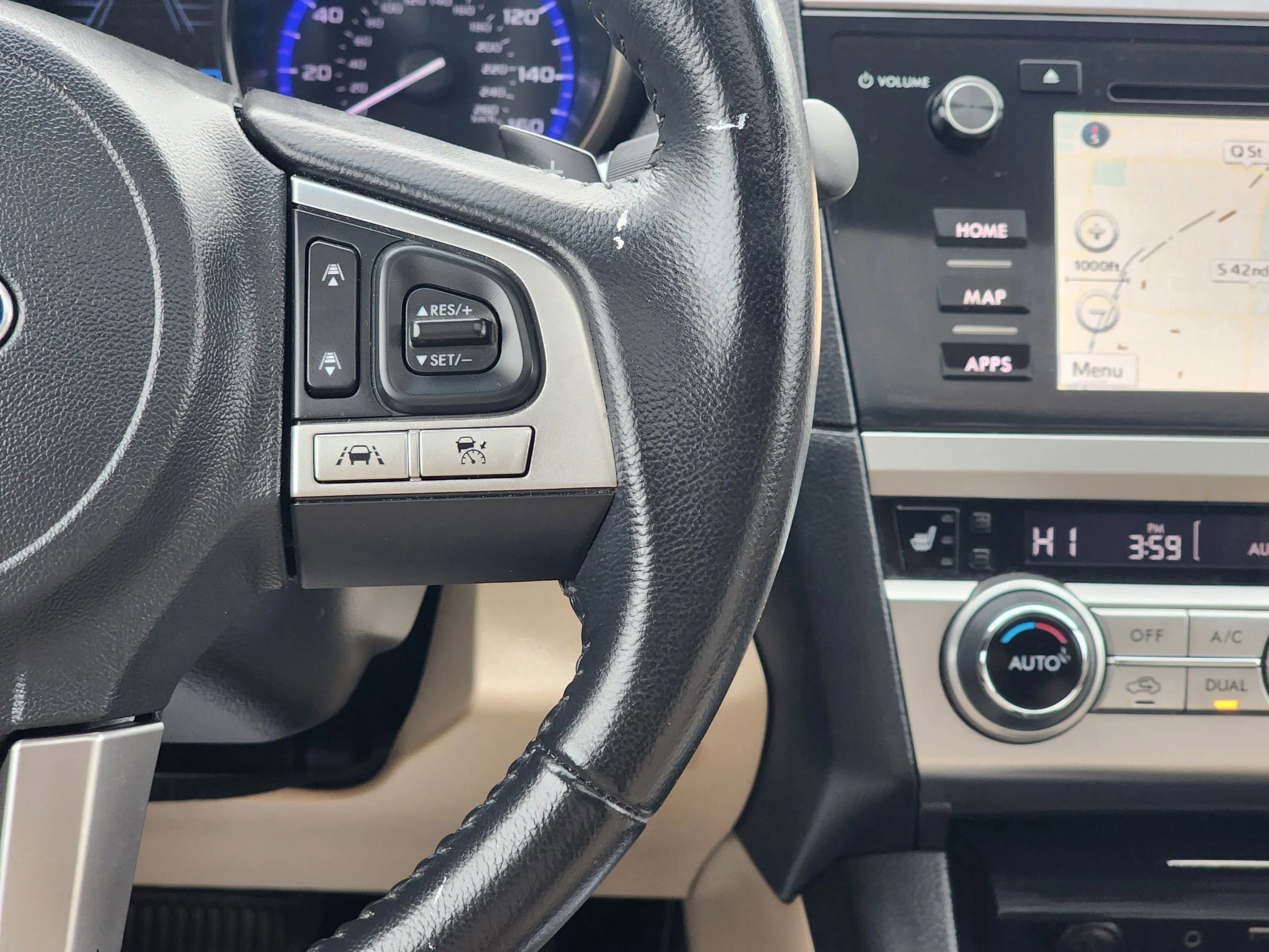 Used 2016 Subaru Outback 3.6R Limited image 13