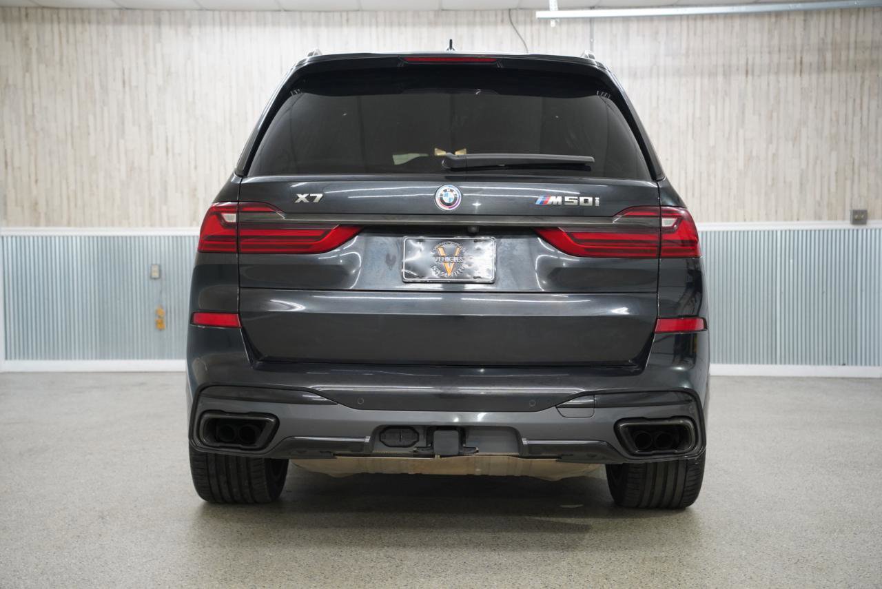 Used 2022 BMW X7 M50i w/ Dynamic Handling Package image 8