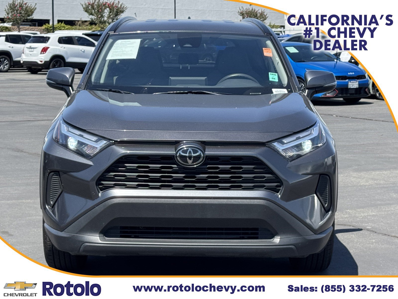 Used 2024 Toyota RAV4 XLE FWD image 2