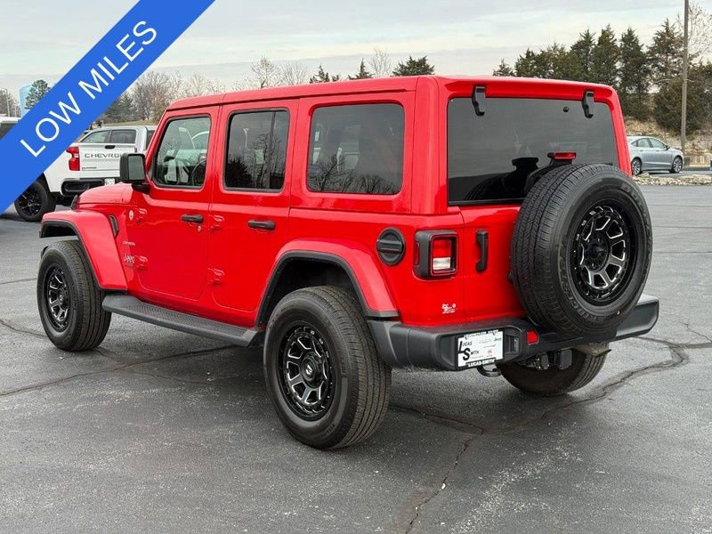 Used 2020 Jeep Wrangler Unlimited Sahara image 6