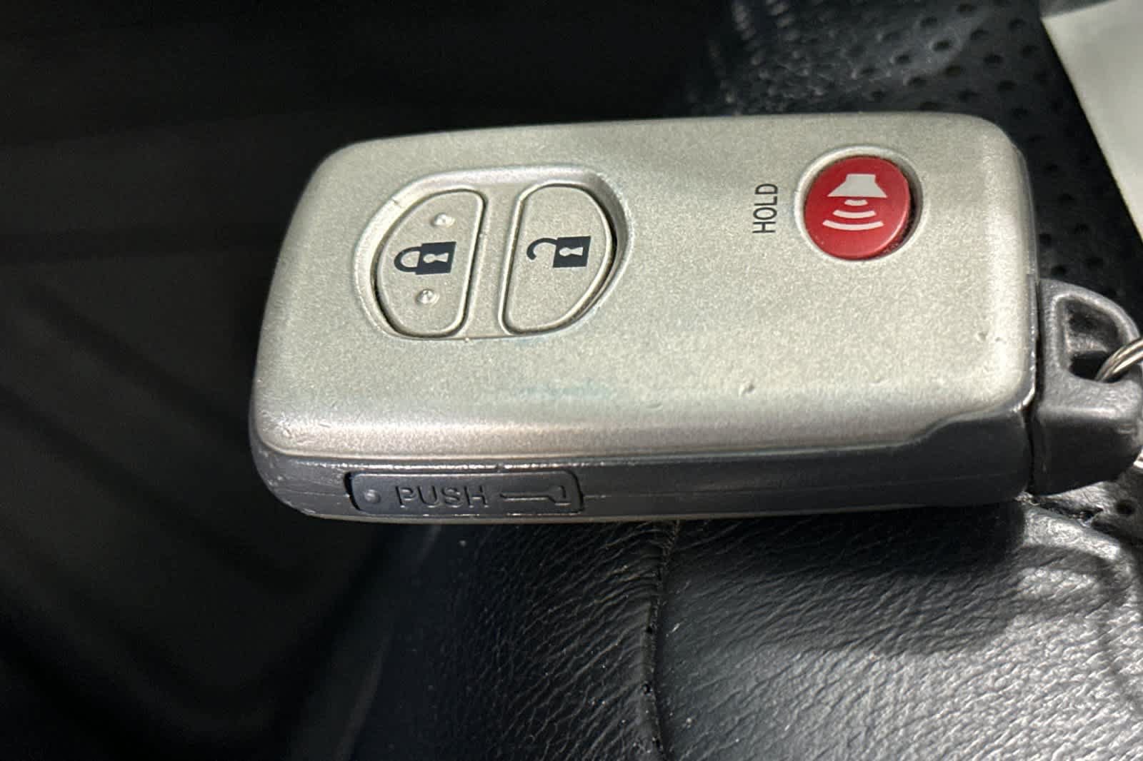 Used 2014 Toyota 4Runner Limited AWD/4WD image 27