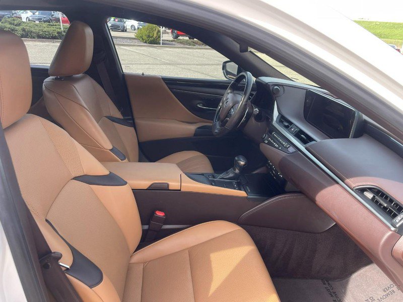 Used 2019 Lexus ES 350 w/ Premium Package image 11
