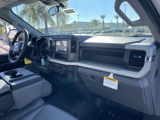 New 2026 Ford F250 XL w/ XL Chrome Package image 22