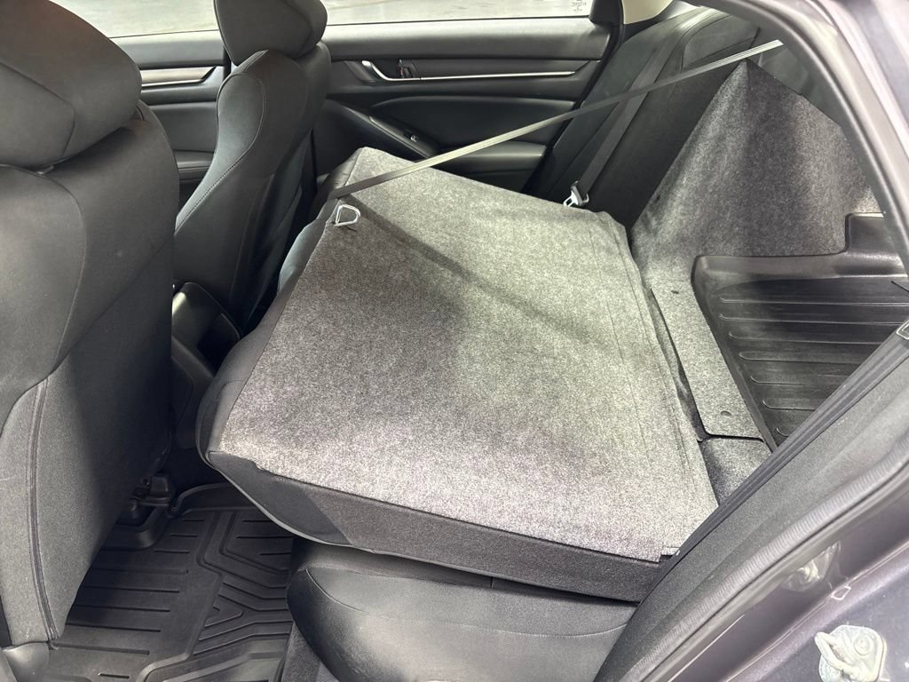 Used 2018 Honda Accord LX image 34