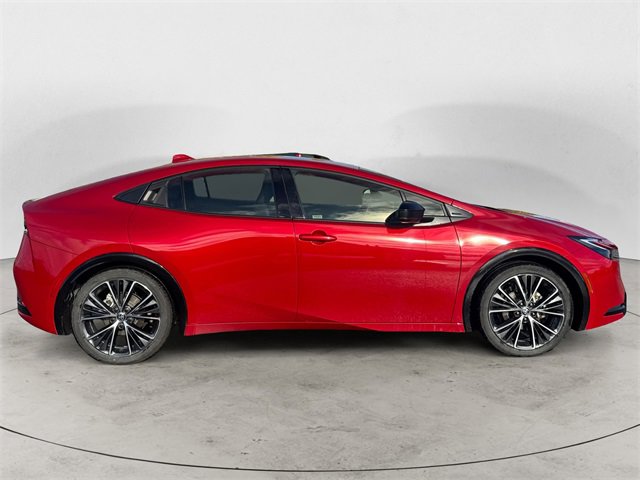 Used 2024 Toyota Prius XLE image 6