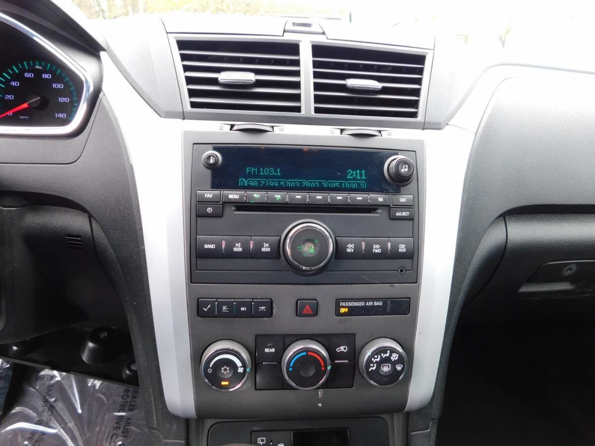 Used 2010 Chevrolet Traverse LT w/ LT Special Edition Package AWD/4WD image 11