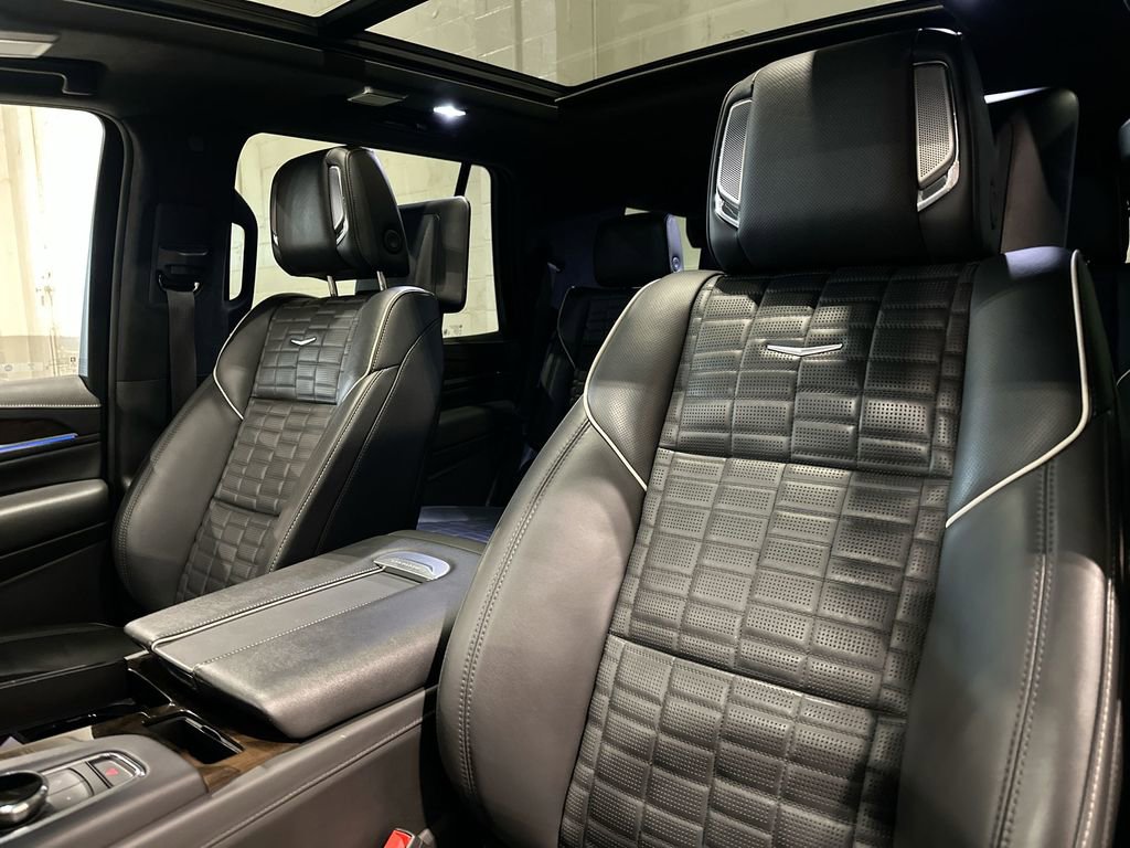 Used 2023 Cadillac Escalade Sport Platinum w/ LPO, Floor Liner Package image 12