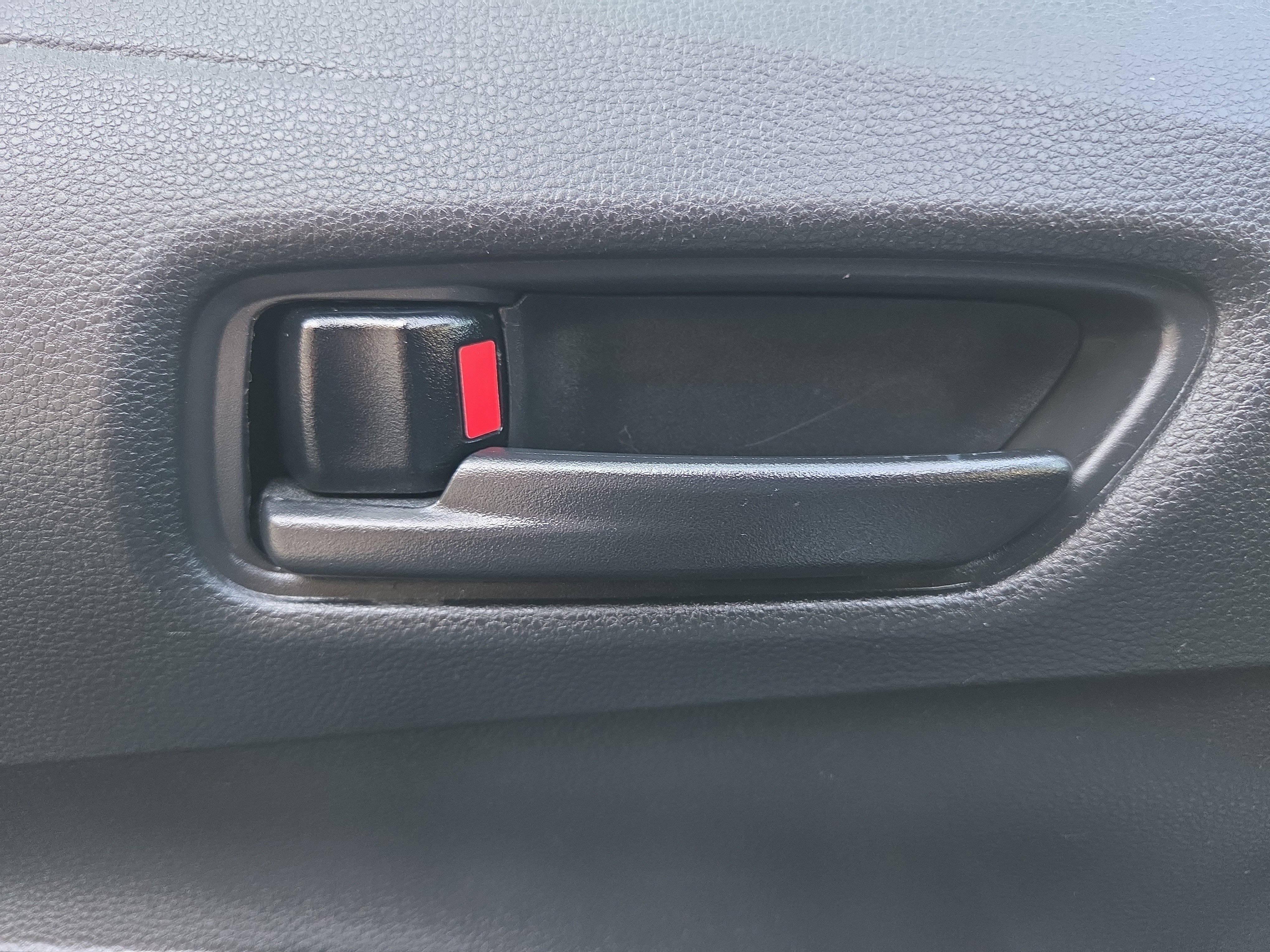 Used 2022 Toyota Corolla LE image 21