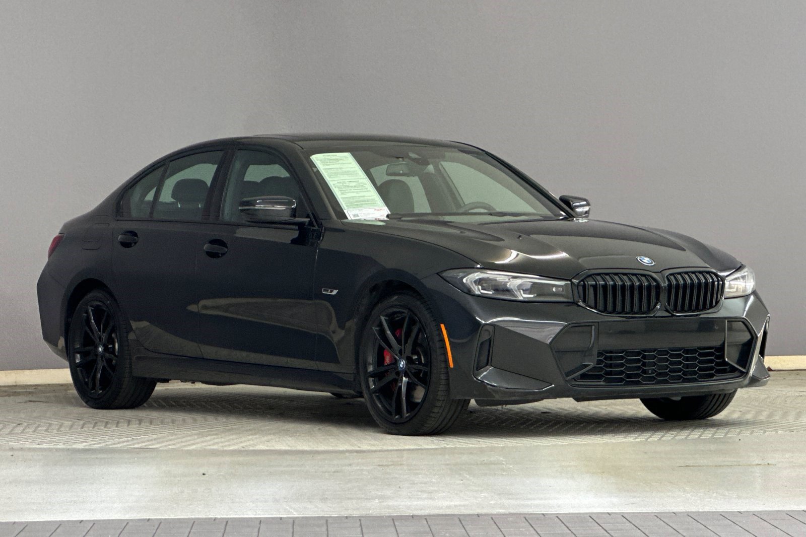 Certified 2023 BMW 330e w/ M Sport Package image 6