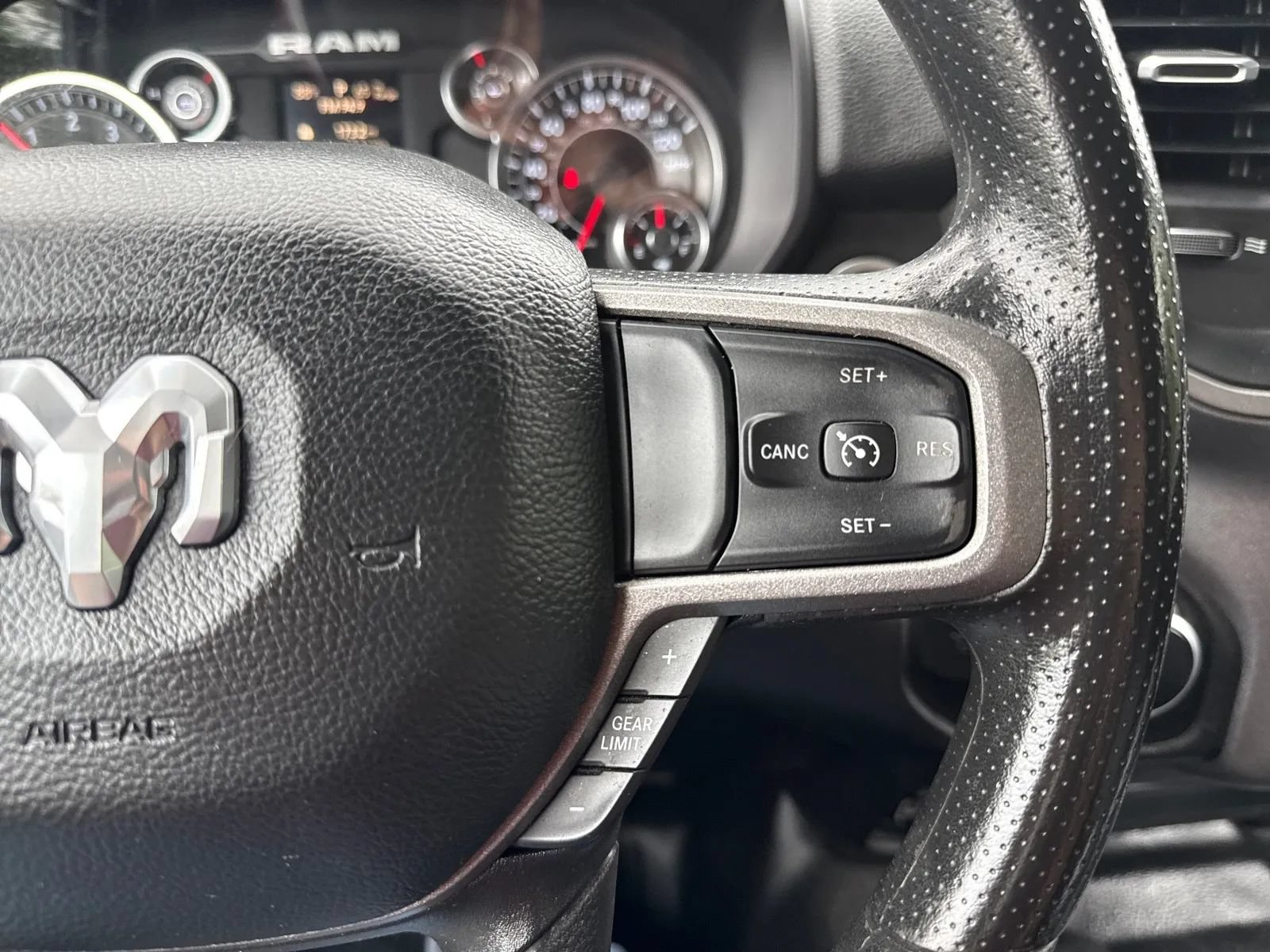 Used 2024 RAM 2500 Tradesman AWD/4WD image 18