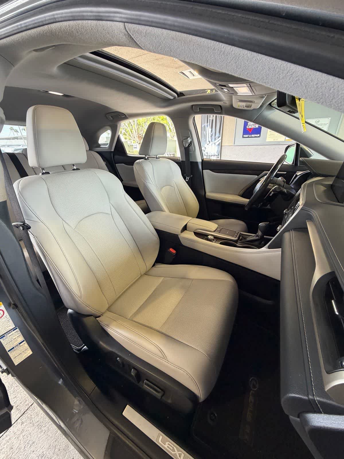 Used 2020 Lexus RX 450h AWD w/ Premium Package image 11