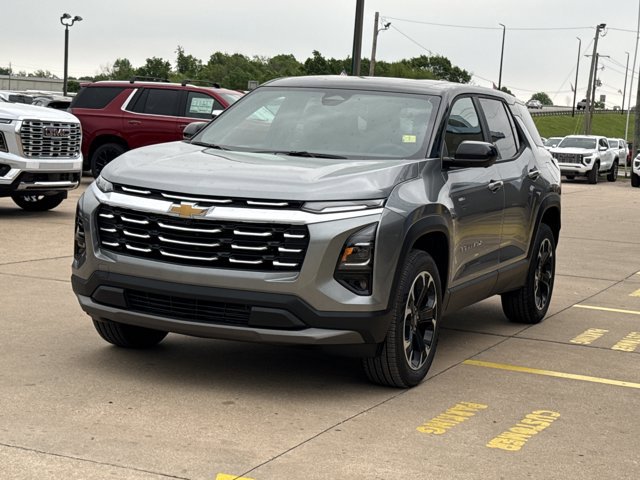 New 2026 Chevrolet Equinox LT w/ Convenience Package II FWD image 12