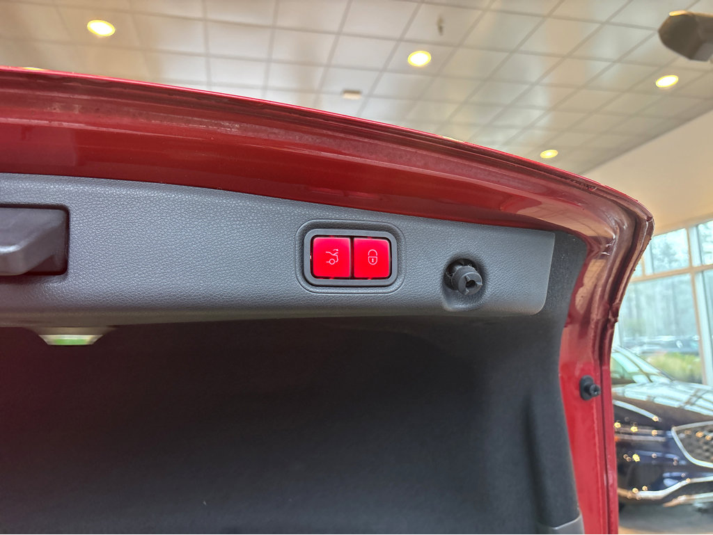 Used 2017 Mercedes-Benz E 300 4MATIC image 36