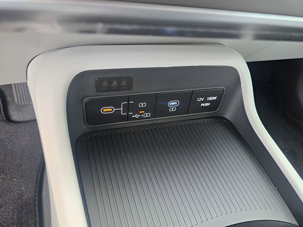 New 2026 Hyundai Kona SE image 19