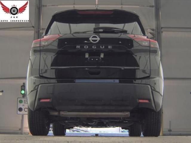 Used 2025 Nissan Rogue SV FWD image 7