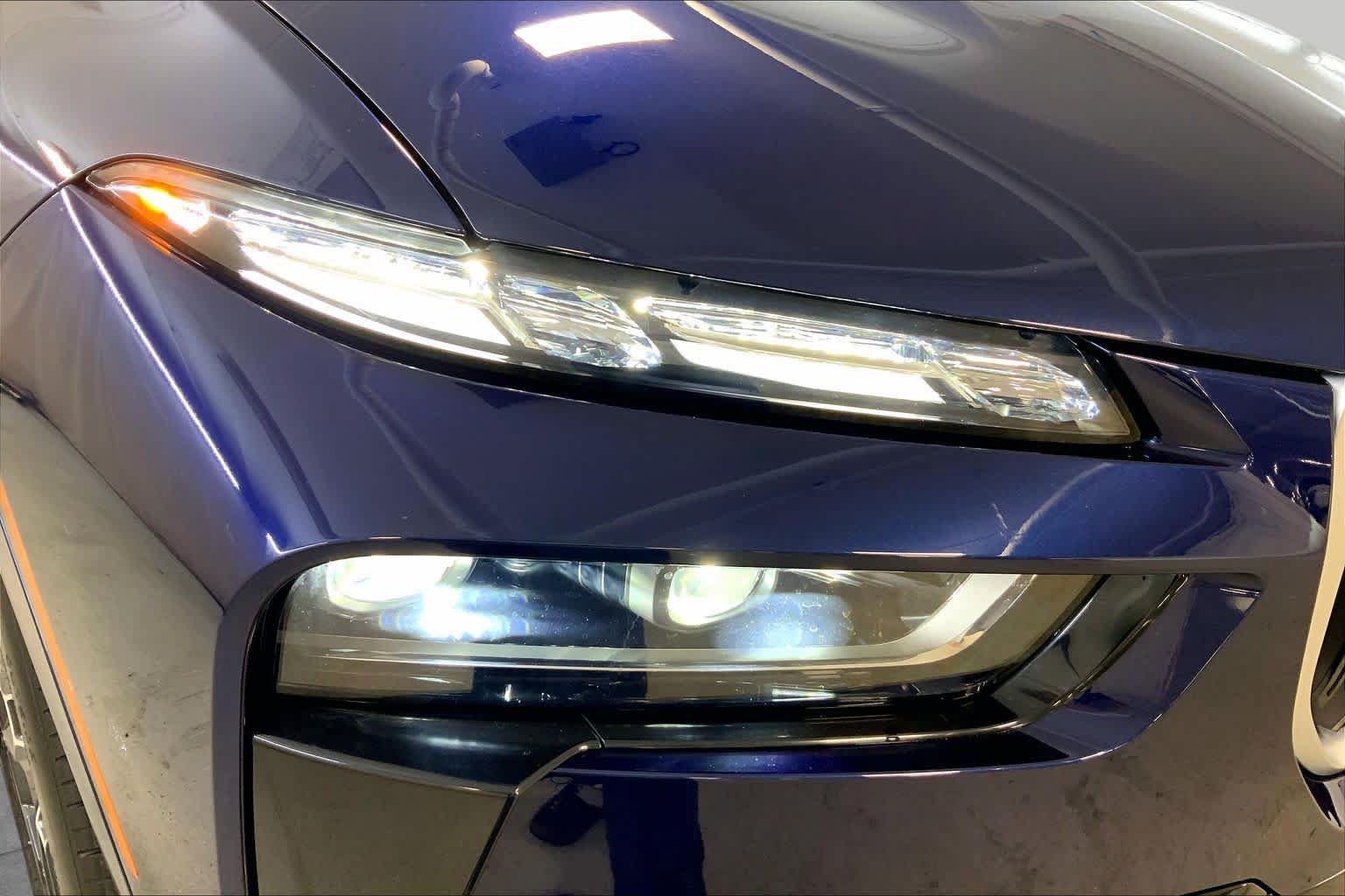 Used 2025 BMW X7 M60i AWD/4WD image 27