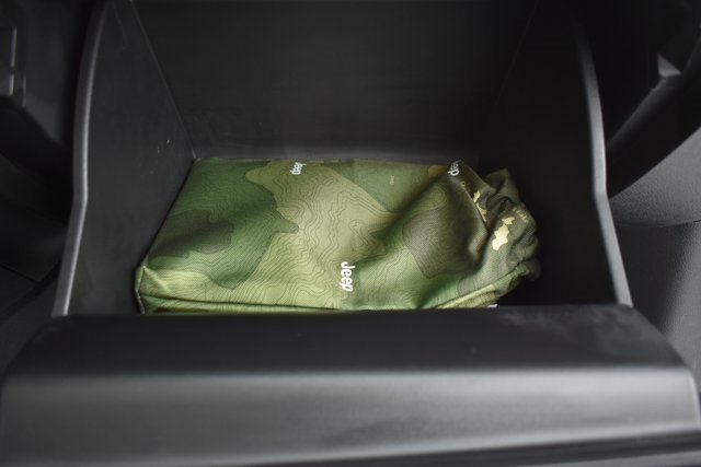 Used 2022 Jeep Compass Limited w/ Sun and Sound Group image 48