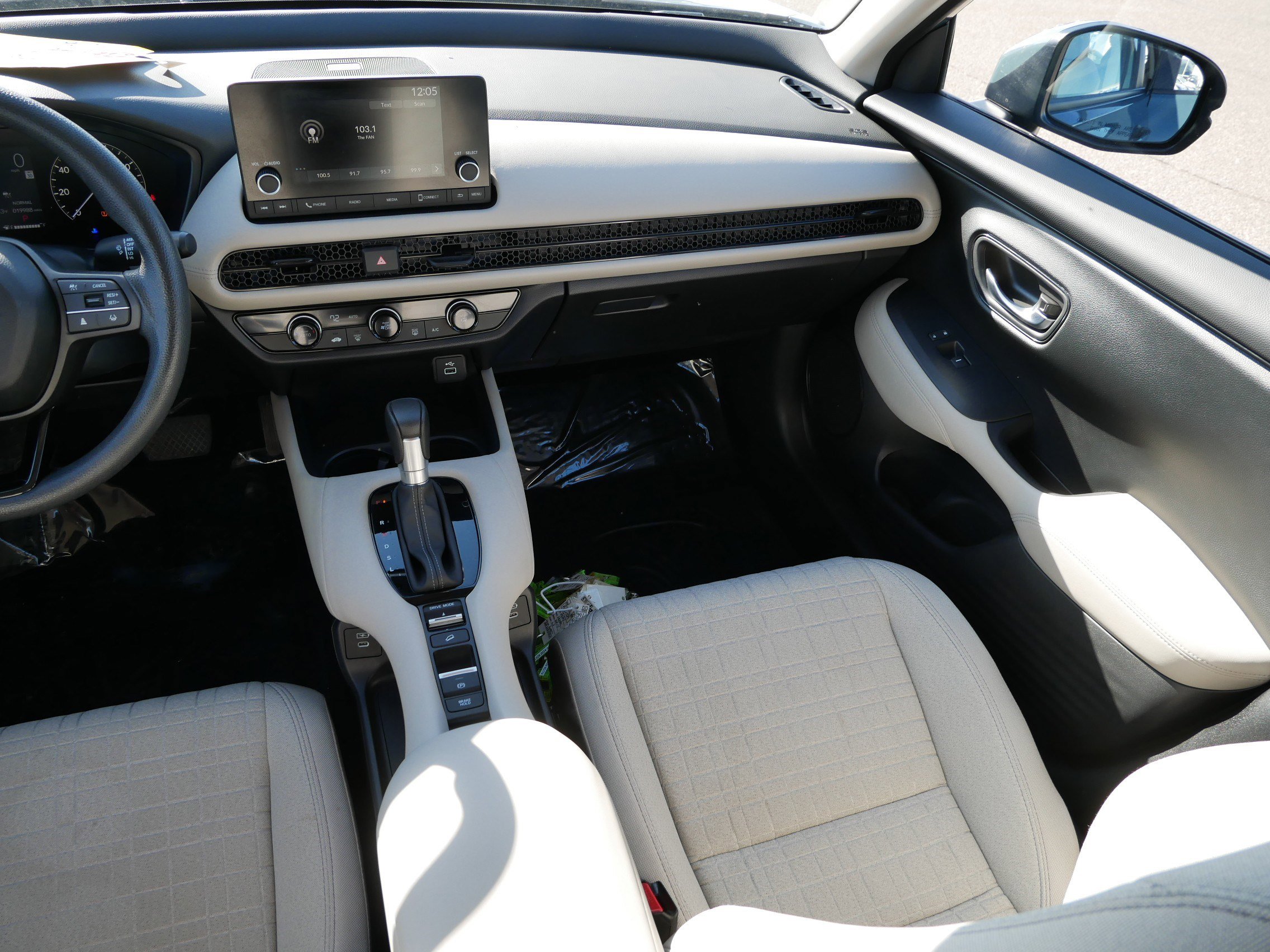 Certified 2024 Honda HR-V LX image 11