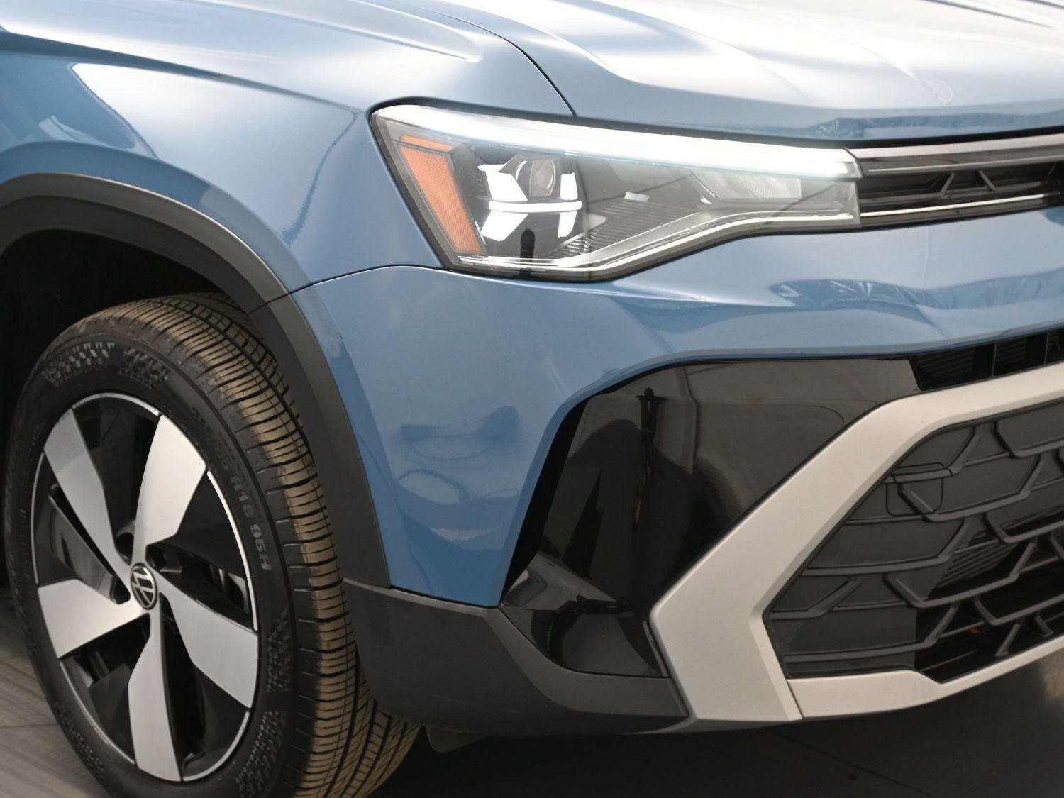 Certified 2025 Volkswagen Taos S w/ Taos Adventure Package AWD/4WD image 14