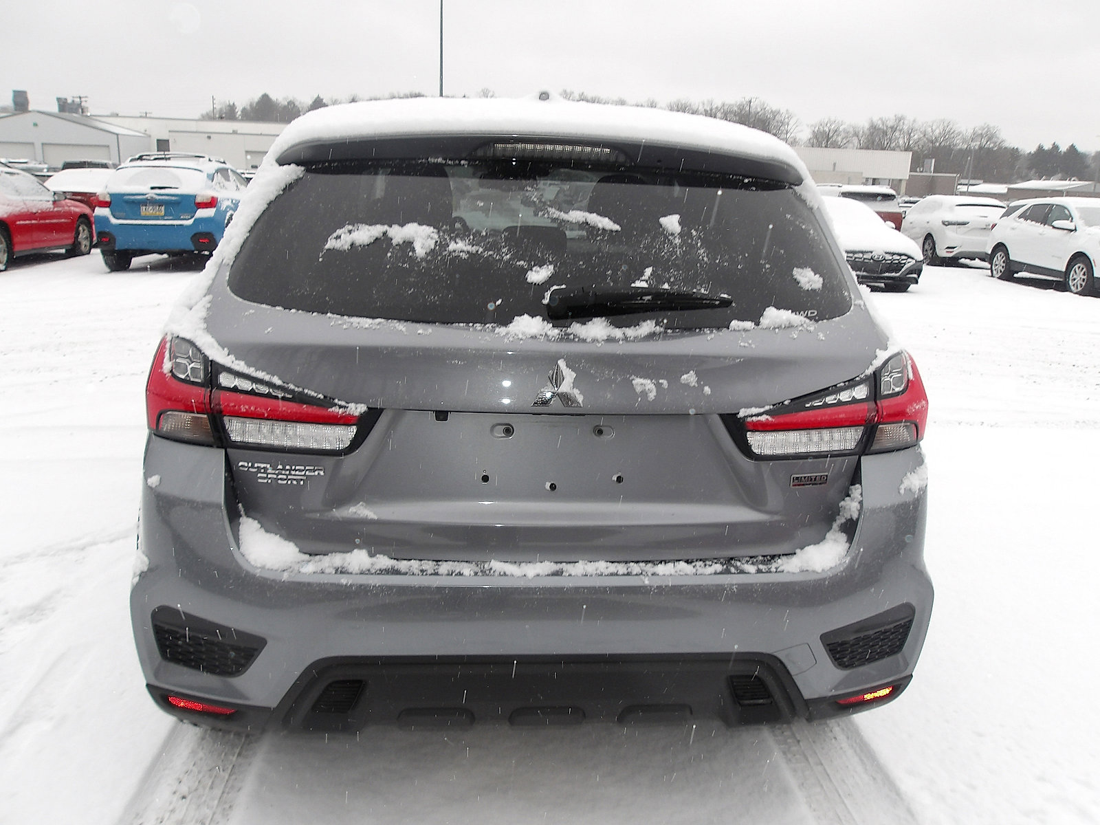 Used 2024 Mitsubishi Outlander Sport AWD image 2