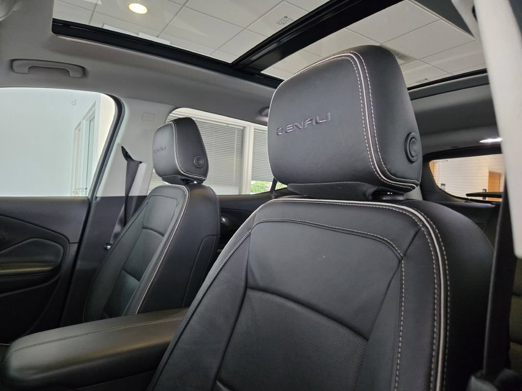 Certified 2018 GMC Terrain Denali w/ LPO, 'HIT The Road' Package AWD/4WD image 25