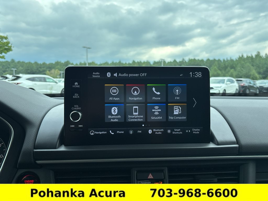 Used 2024 Honda Pilot Touring image 17