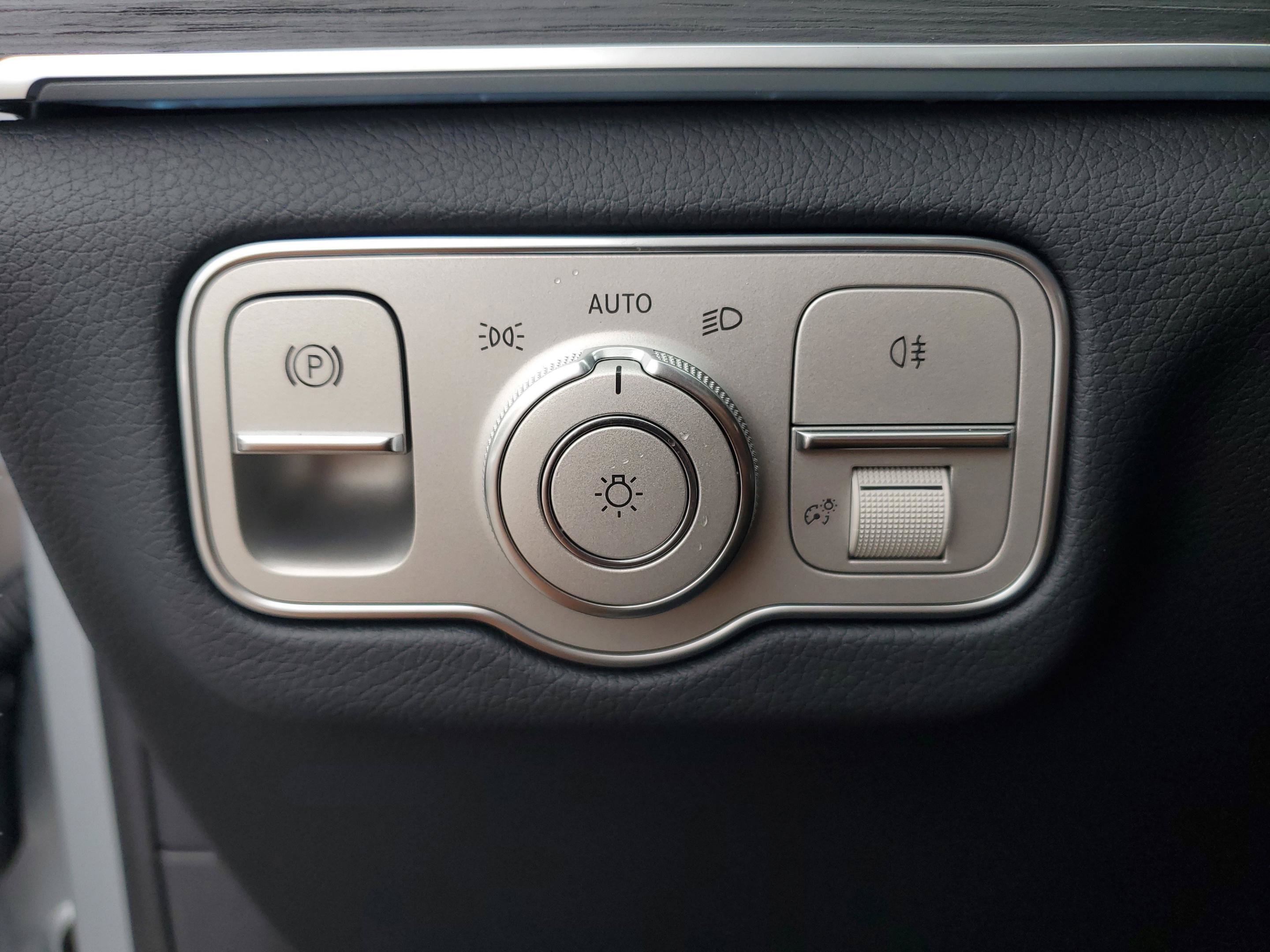 Certified 2026 Mercedes-Benz GLS 450 4MATIC image 32