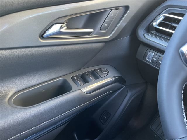 New 2026 Chevrolet Traverse LT image 16