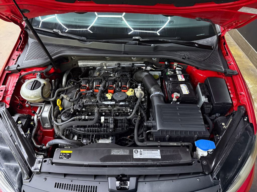 Used 2015 Volkswagen GTI S FWD image 26