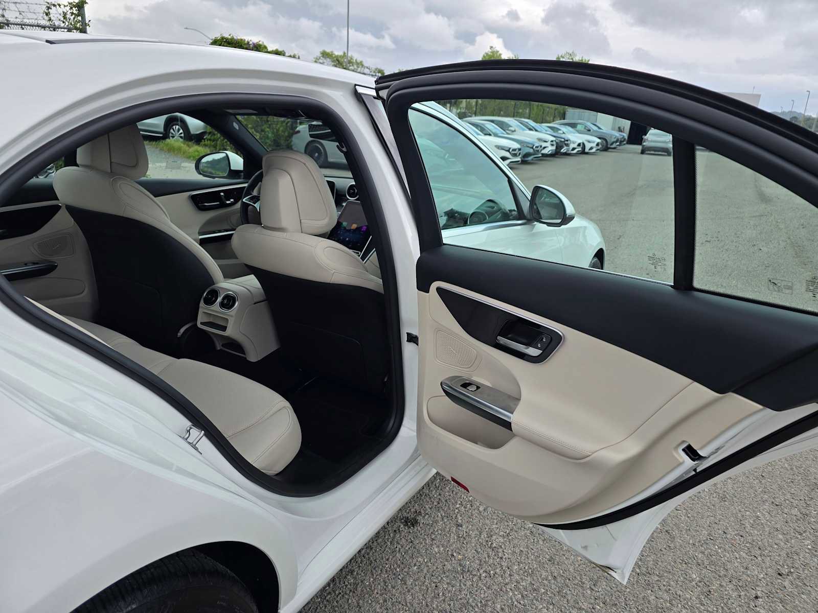 Used 2026 Mercedes-Benz C 300 Sedan image 14