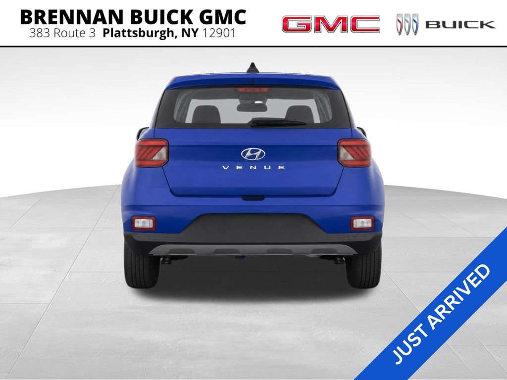 Used 2021 Hyundai Venue SE FWD image 4