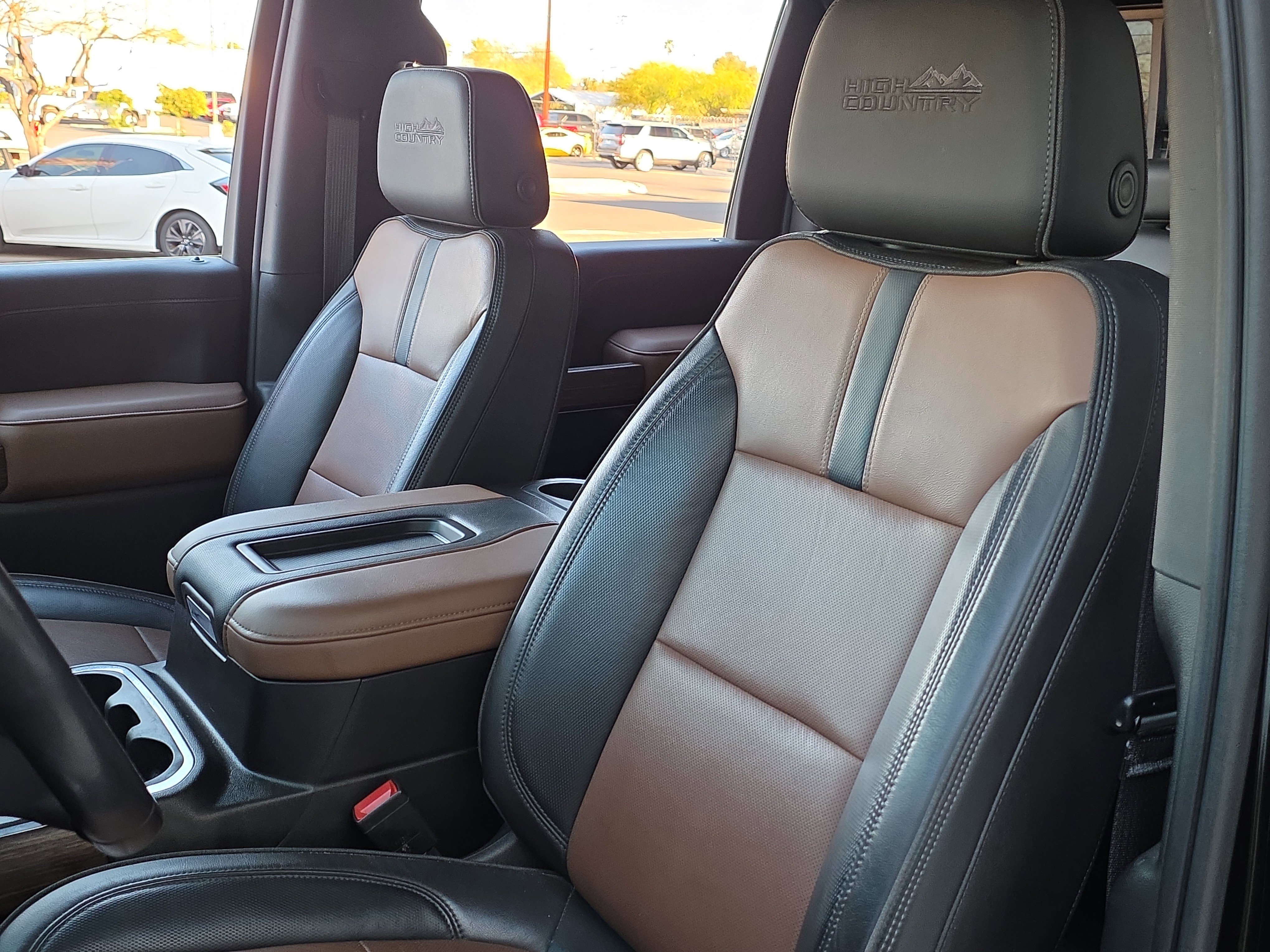 Used 2021 Chevrolet Silverado 2500 High Country w/ Z71 Off-Road Package image 16