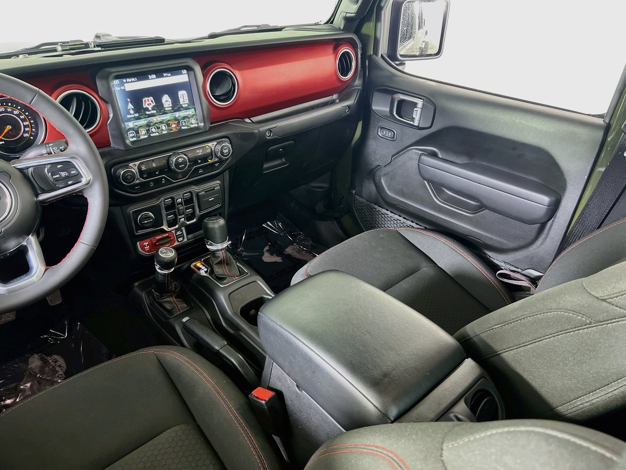 Used 2023 Jeep Gladiator Rubicon w/ LED Lighting Group AWD/4WD image 23