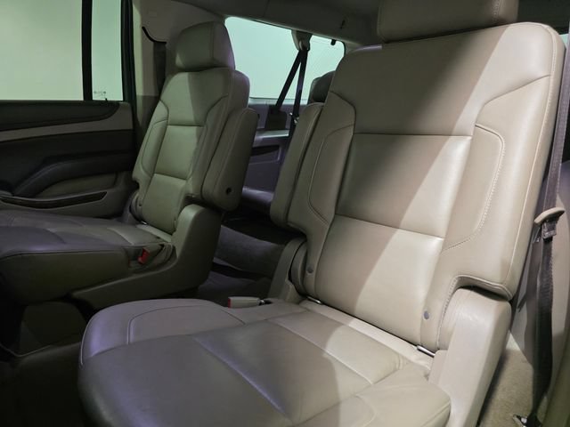 Used 2018 Chevrolet Suburban LT w/ LT Signature Package AWD/4WD image 30