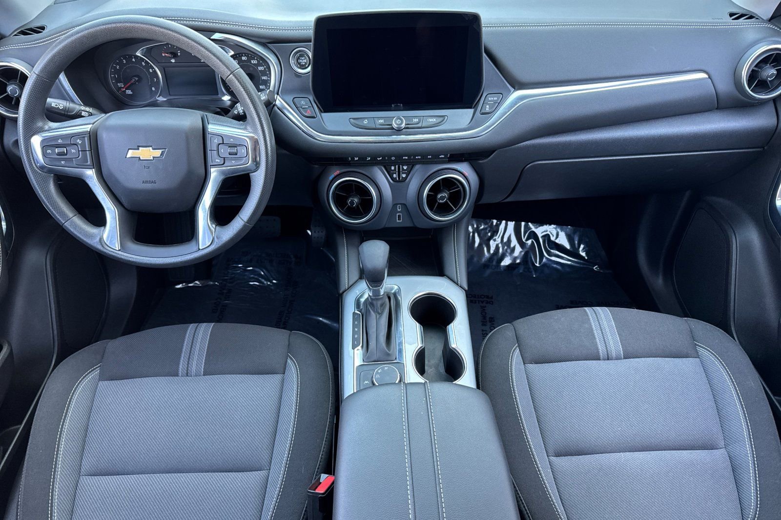 Used 2023 Chevrolet Blazer LT image 16