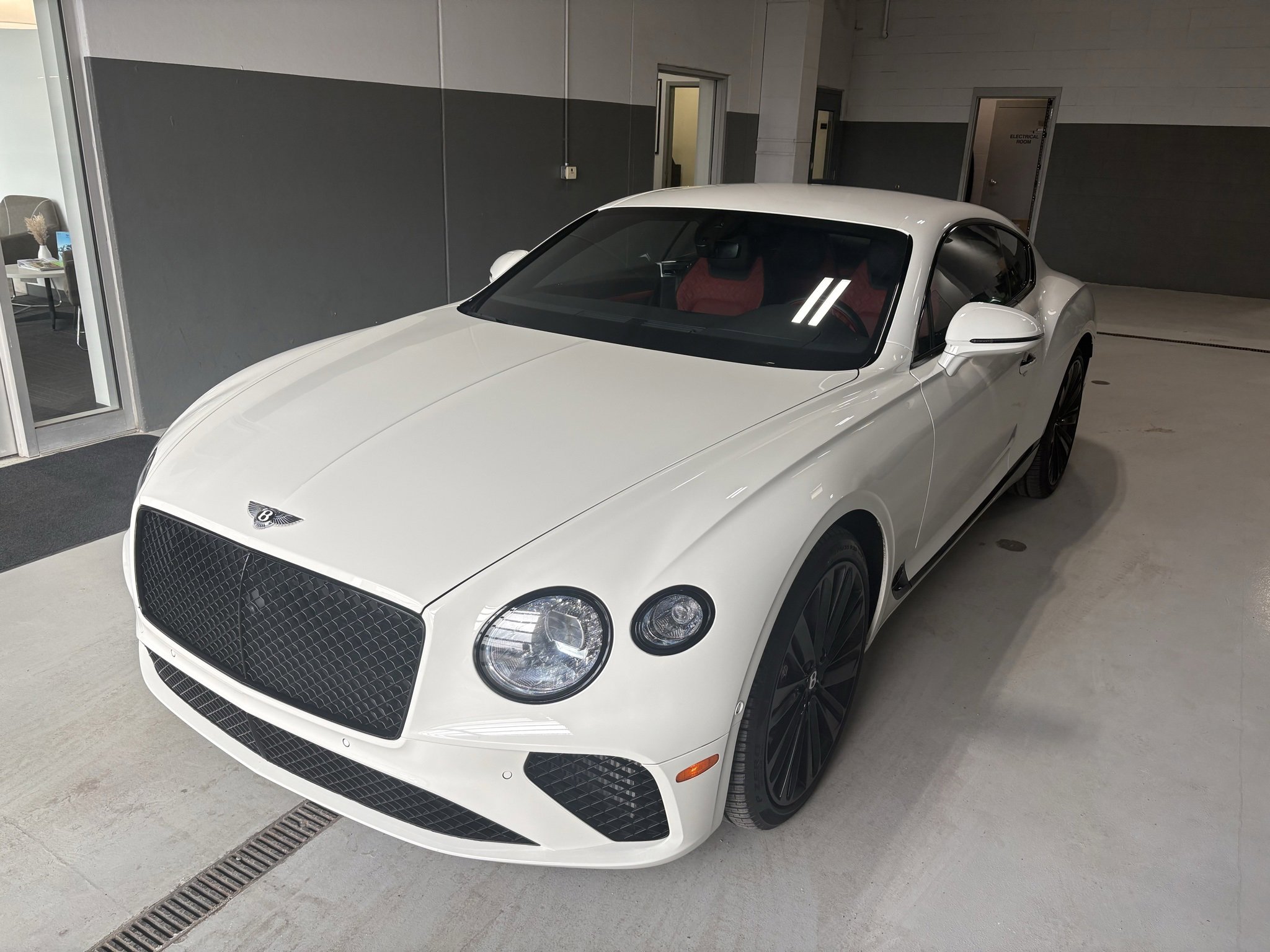 Used 2020 Bentley Continental GT image 9