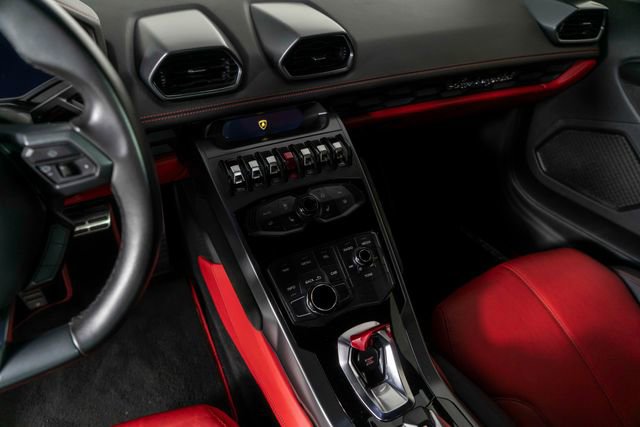 Used 2015 Lamborghini Huracan LP 610-4 image 20